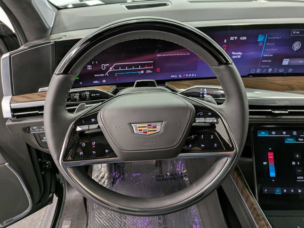 Used 2026 Cadillac Escalade Platinum Sport w/ LPO, Floor Liner Package AWD/4WD image 19