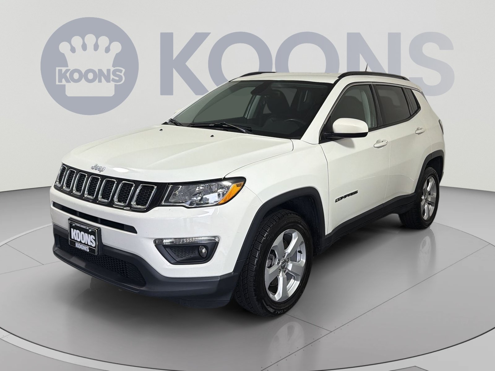 Used 2018 Jeep Compass Latitude w/ Popular Equipment Group AWD/4WD image 1