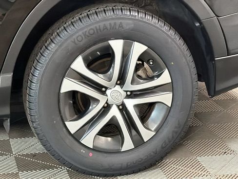 Used 2016 Toyota RAV4 LE AWD/4WD image 5