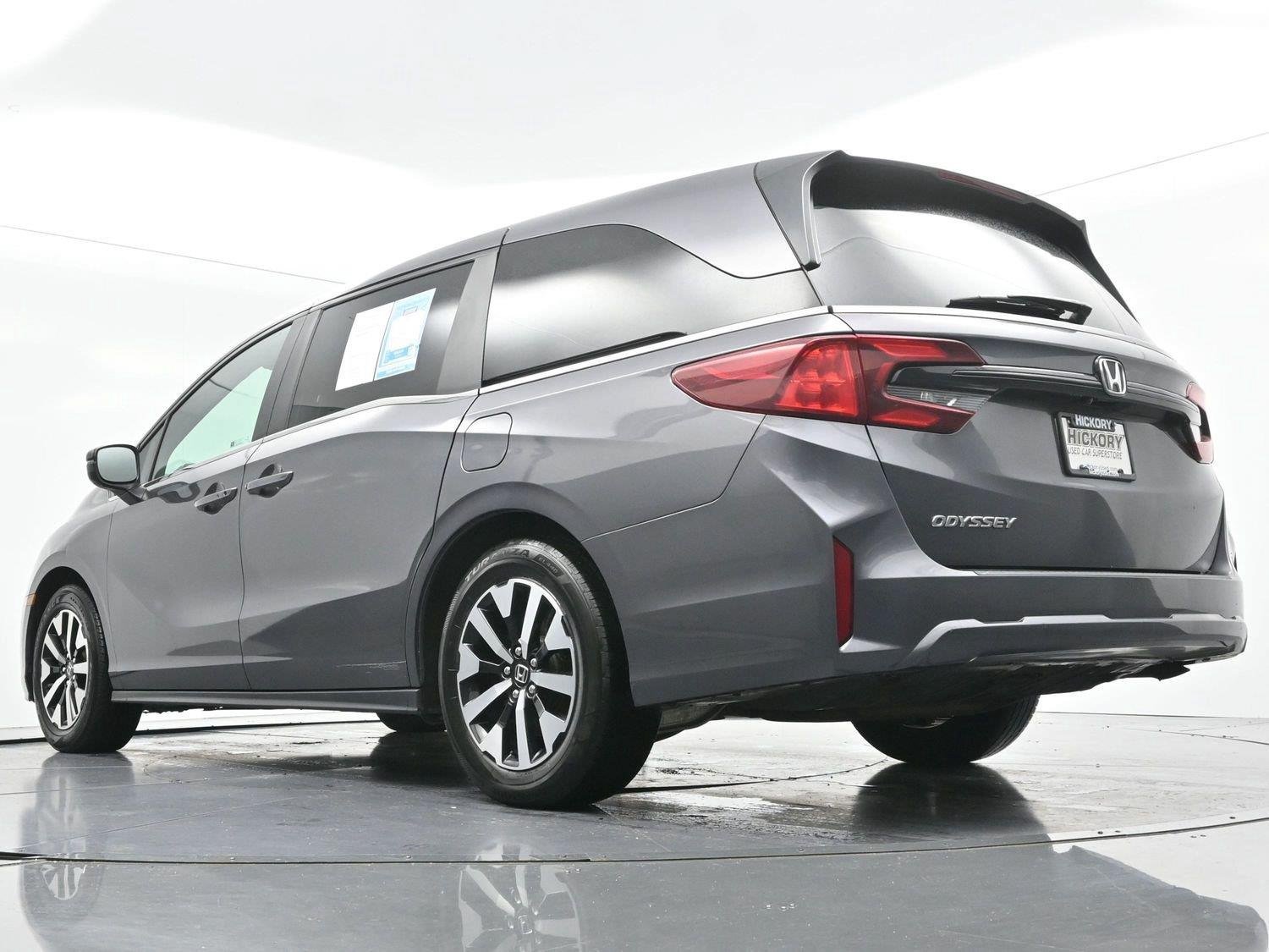 Used 2025 Honda Odyssey EX-L image 56
