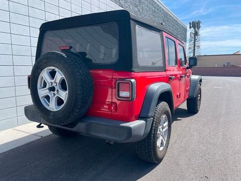 Used 2018 Jeep Wrangler Unlimited Sport S image 3
