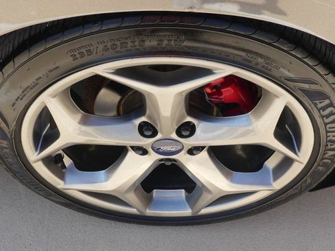 Used 2018 Ford Focus ST FWD image 34