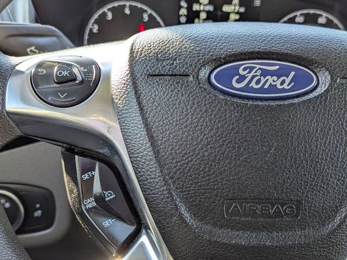 Used 2022 Ford Transit Connect XL image 14