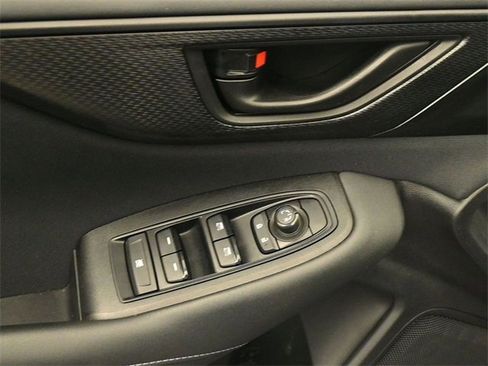 Used 2025 Subaru Outback w/ Popular Package #1A image 13