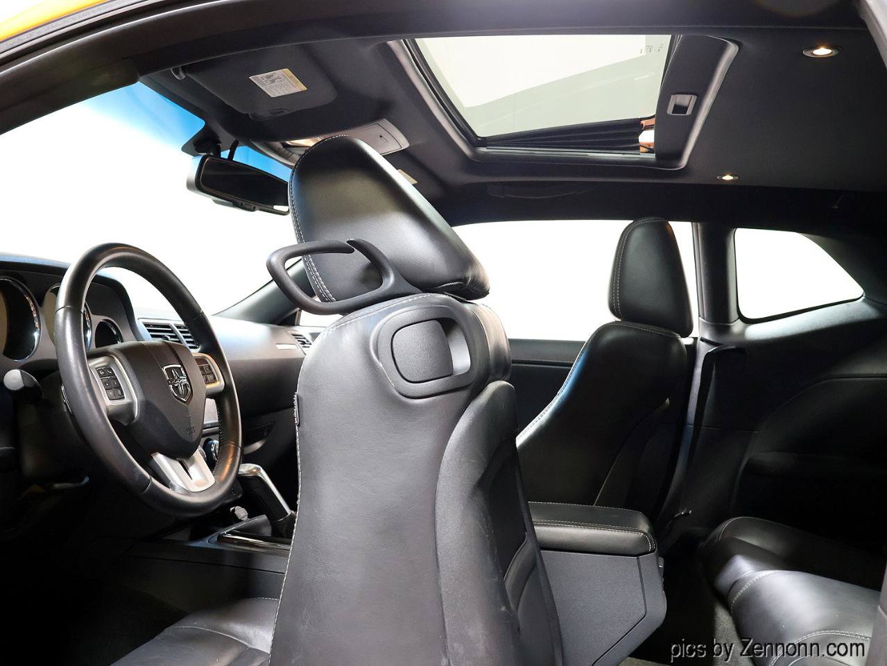 Used 2014 Dodge Challenger R/T Plus RWD image 29