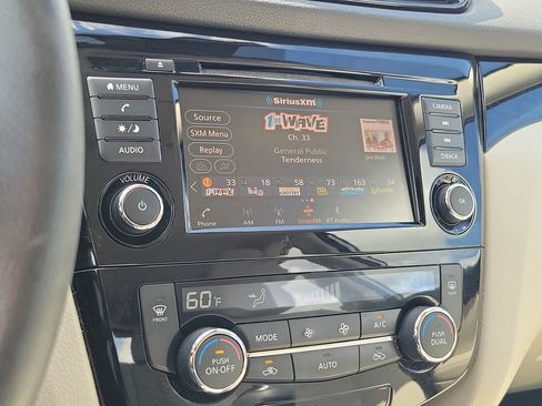 Used 2020 Nissan Rogue Sport SV w/ All-Weather Package AWD/4WD image 28