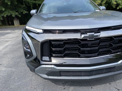 Used 2026 Chevrolet Equinox ACTIV w/ Safety and Technology Package FWD image 14