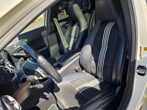 Used 2018 Mercedes-Benz GLA 250 image 2