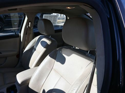 Used 2011 Chevrolet Impala LT w/ Luxury Edition Package image 16