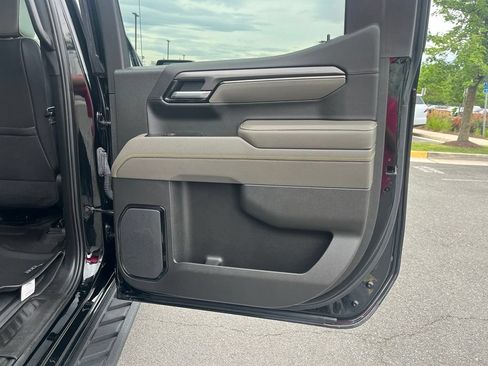 Used 2022 Chevrolet Silverado 1500 ZR2 AWD/4WD image 19
