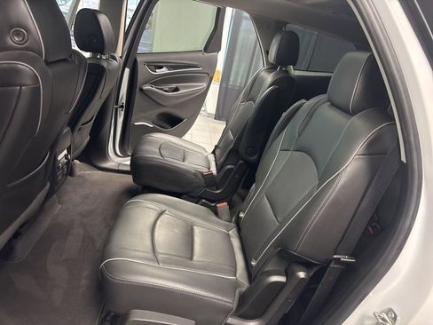 Used 2019 Buick Enclave Avenir w/ Avenir Technology Package FWD image 33