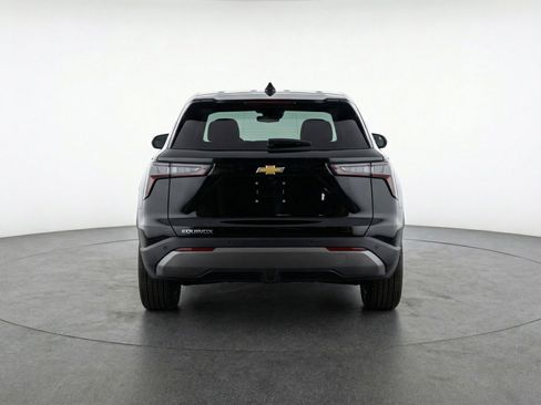 Used 2025 Chevrolet Equinox LT FWD image 7