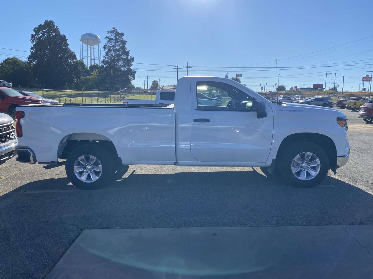Used 2025 Chevrolet Silverado 1500 W/T RWD image 7