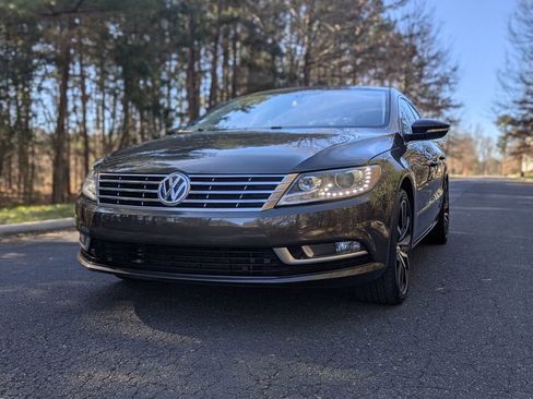 Used 2015 Volkswagen CC Executive image 3