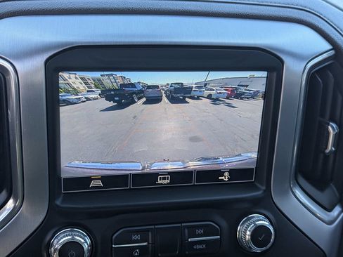 Used 2022 GMC Sierra 1500 SLT w/ SLT Premium Plus Package AWD/4WD image 24