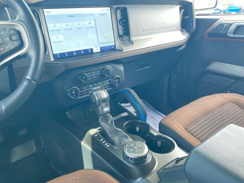 Used 2023 Ford Bronco Outer Banks AWD/4WD image 25