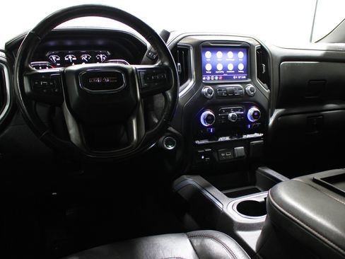 Used 2021 GMC Sierra 1500 AT4 image 2