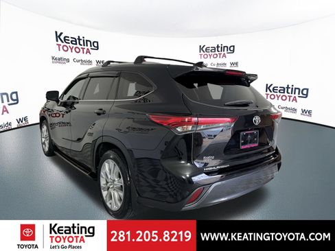 Used 2021 Toyota Highlander Limited AWD/4WD image 7