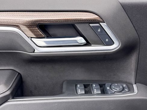 Used 2024 Chevrolet Silverado 1500 LT image 27