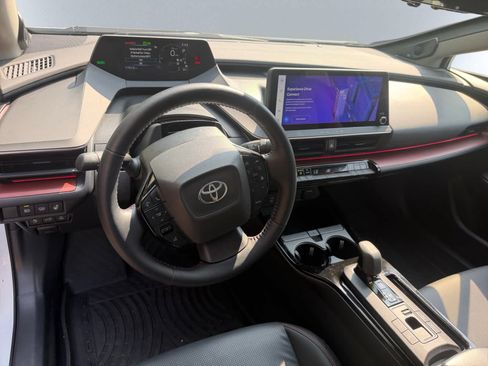 Used 2024 Toyota Prius Prime Premium w/ Advanced Technology Package FWD image 5