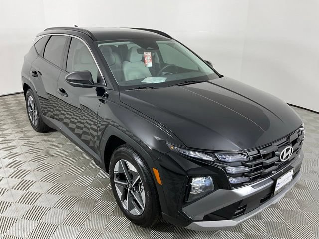 Used 2025 Hyundai Tucson SEL FWD image 12