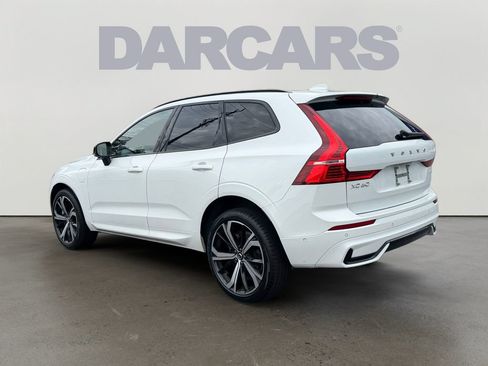 Certified 2025 Volvo XC60 T8 Ultra w/ Climate Package AWD/4WD image 5