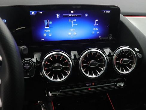 Certified 2025 Mercedes-Benz GLA 35 AMG 4MATIC image 11