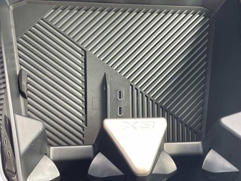 Used 2025 BMW X3 xDrive30i w/ Convenience Package image 24