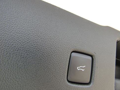 Used 2023 Ford Escape Platinum image 13