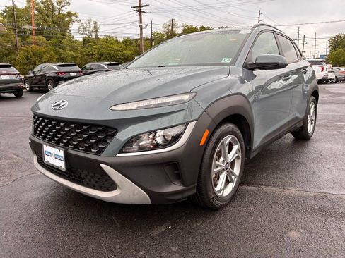 Used 2022 Hyundai Kona SEL w/ Convenience Package AWD/4WD image 3