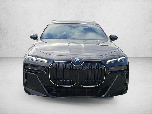 New 2026 BMW 740i w/ Premium Package RWD image 6
