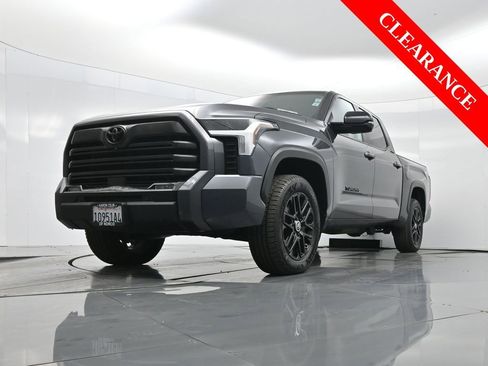 Used 2024 Toyota Tundra Limited image 45