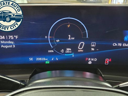 Used 2024 Cadillac Lyriq Tech AWD/4WD image 12