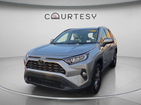 Certified 2021 Toyota RAV4 XLE Premium FWD image 1