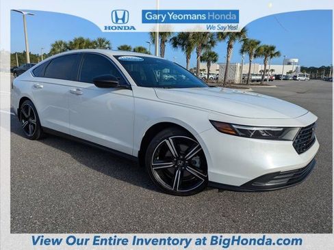 Used 2024 Honda Accord Sport image 8