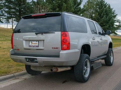 Used 2009 GMC Yukon XL SLT image 6