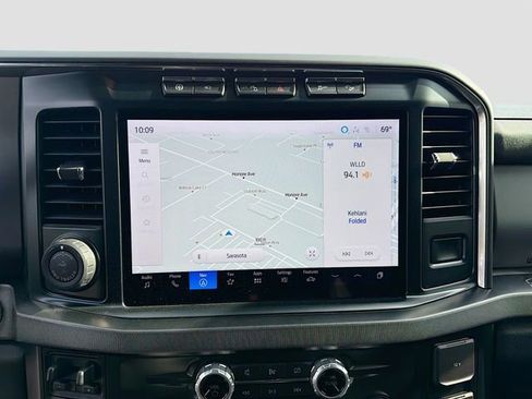 Used 2024 Ford F350 Platinum w/ FX4 Off-Road Package image 32