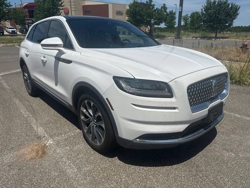 Used 2022 Lincoln Nautilus Reserve AWD/4WD image 8