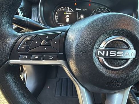 Used 2024 Nissan Kicks SV image 19