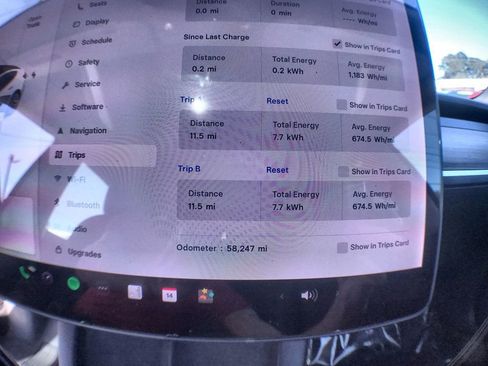 Used 2021 Tesla Model 3 Standard Range Plus image 15