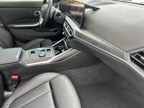 Used 2024 BMW 330i Sedan image 16