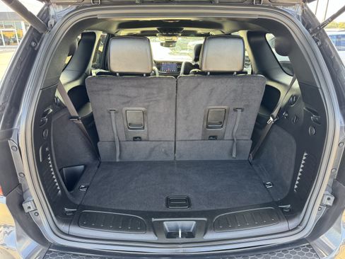 Used 2023 Dodge Durango R/T w/ Tow 'N Go Package AWD/4WD image 28