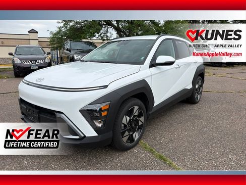 Used 2024 Hyundai Kona SEL FWD image 1