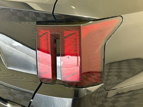 Used 2025 Kia Sorento S w/ Panoramic Sunroof Package image 34
