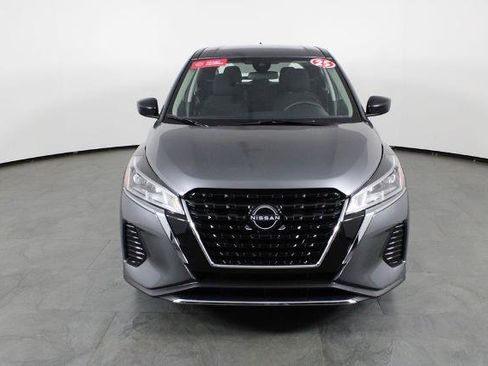 Certified 2025 Nissan Kicks Play S FWD image 13