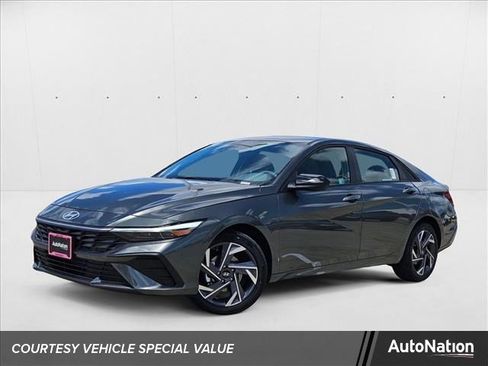 New 2025 Hyundai Elantra Sport image 1