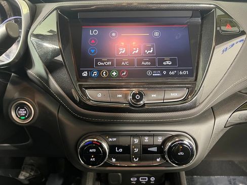 Used 2021 Chevrolet TrailBlazer ACTIV w/ Technology Package AWD/4WD image 25