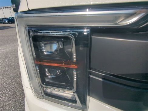 Used 2023 Ford F150 Lariat w/ Equipment Group 502A High image 11