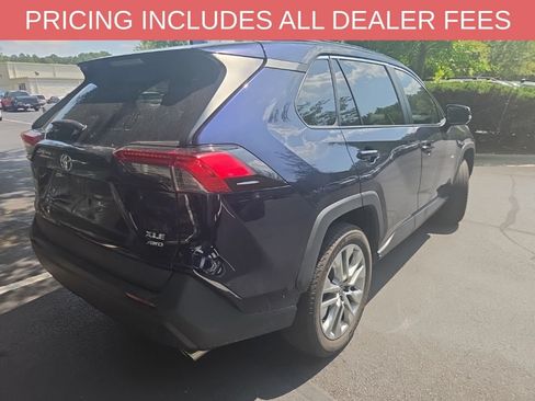 Used 2023 Toyota RAV4 XLE Premium AWD/4WD image 7