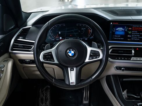 Used 2021 BMW X7 xDrive40i w/ M Sport Package image 12